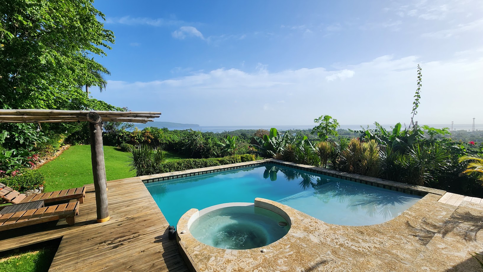 Luxury Beachfront Villa